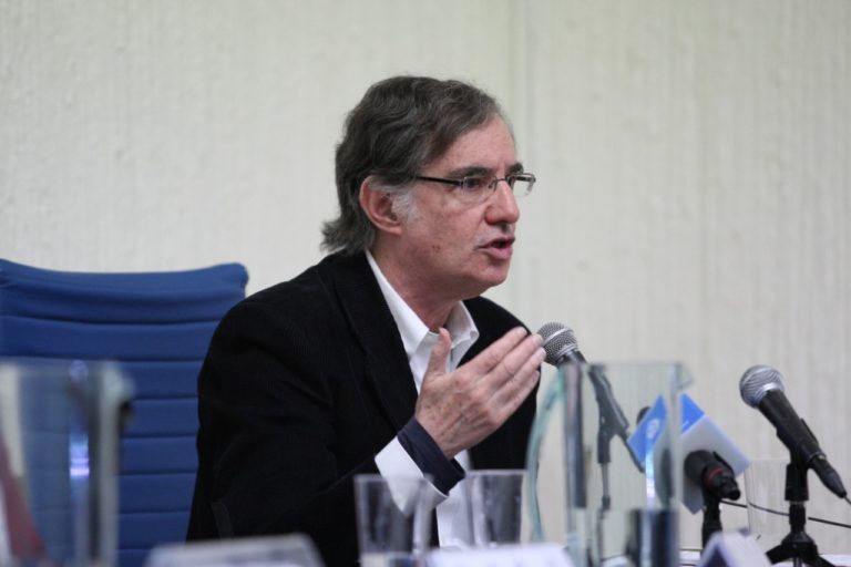 José Woldenberg Karakowsky,  FCPyS- UNAM.