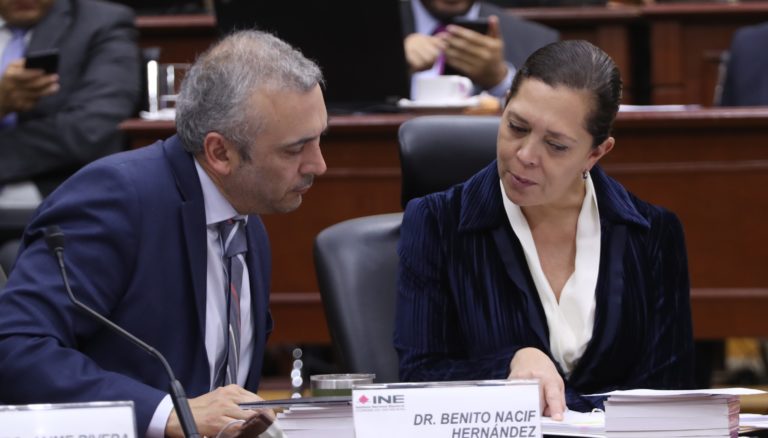 Benito Nacif Hernández y Adriana Favela Herrera, Consejeros Electorales.