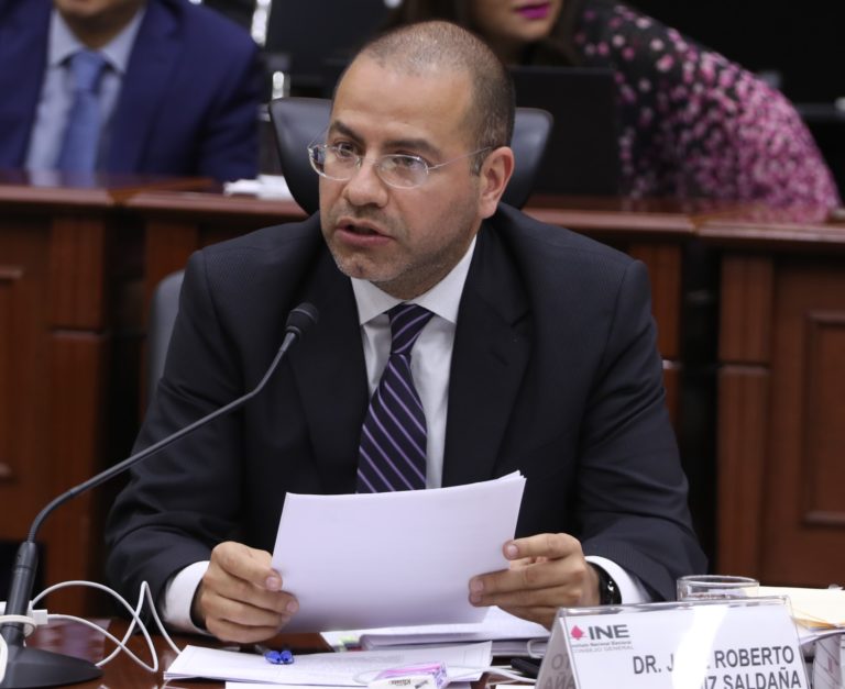 Roberto Ruíz Saldaña Consejero Electoral.
