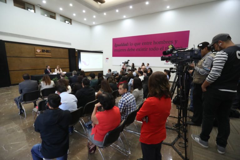 Seminario Los estados 2018. Contexto federal y desafíos en los Procesos Locales.