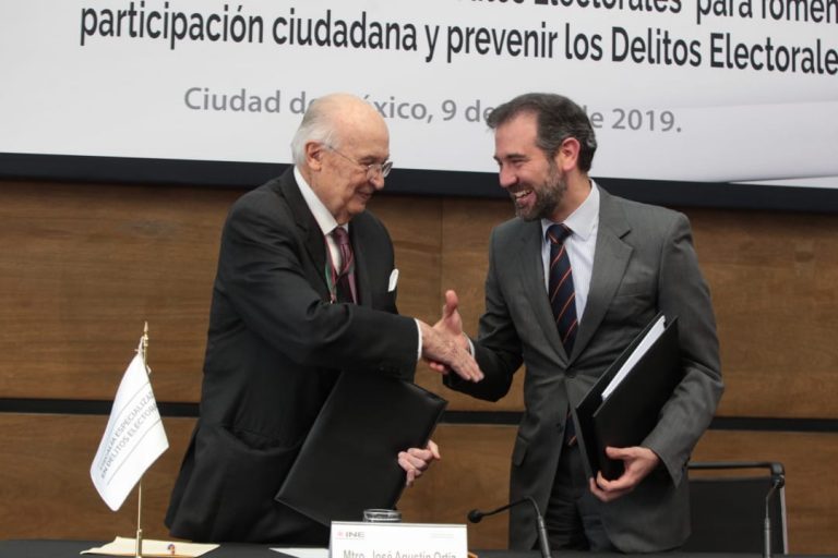 Firma de Convenio de Colaboración entre el INE y la FEPADE para fomentar la participación ciudadana y prevenir los delitos electorales.