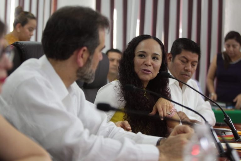 Lorenzo Córdova Vianello, Consejero Presidente del INE y Maday Merino Damián. Consejera Presidente del IEPC Tabasco.