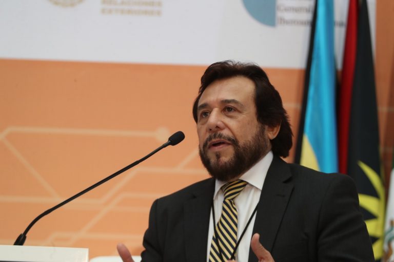 Felix Ulloa, El Salvador.