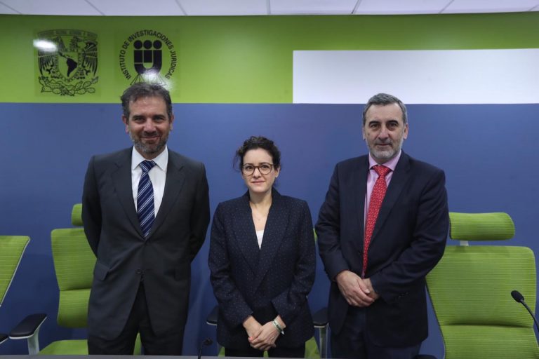 Inauguración del Seminario “Política y elecciones en tiempos de desinformación: riesgos y retos para la democracia”.