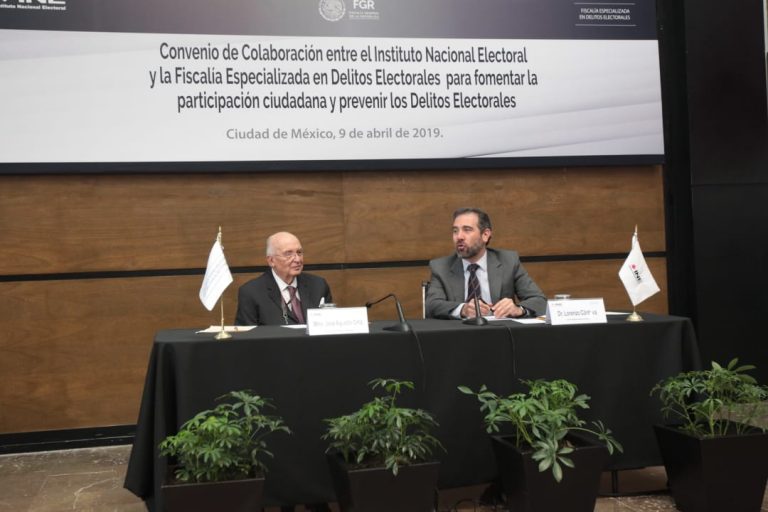 Firma de Convenio de Colaboración entre el INE y la FEPADE para fomentar la participación ciudadana y prevenir los delitos electorales.