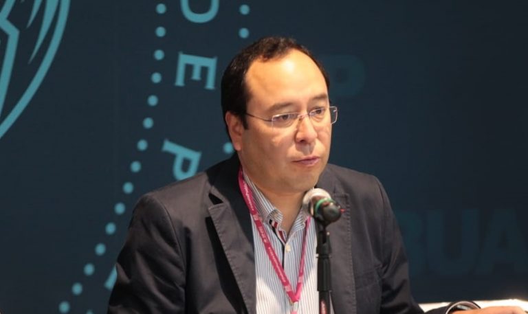 Ciro Murayama Rendón Consejero Electoral del INE  y Presidente de la Comisión Temporal de Debates.