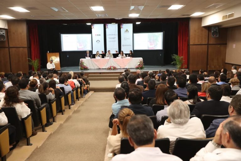 Conferencia Magistral “Retos de la Democracia en la era digital” impartida por el Consejero Presidente Dr. Lorenzo Córdova Vianello en la Universidad Autónoma de Tamaulipas.
