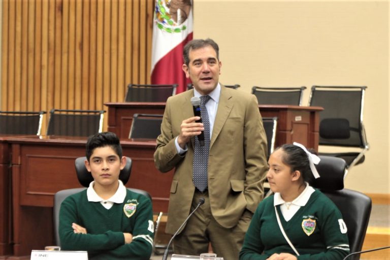 Lorenzo Córdova Vianello, Consejero Presidente del INE en la prueba piloto de la Integración por niñas y niños, del Consejo de Participación en el INE.