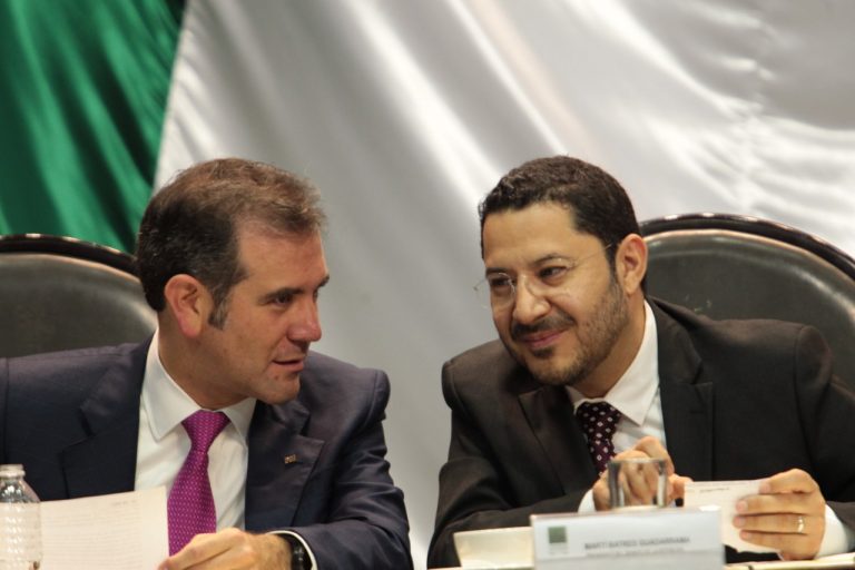 Martí Batres, Presidente del Senado y Lorenzo Córdova Vianello, Consejero Presidente del INE en la Inauguración de los Foros de la Reforma del Estado y Electoral.