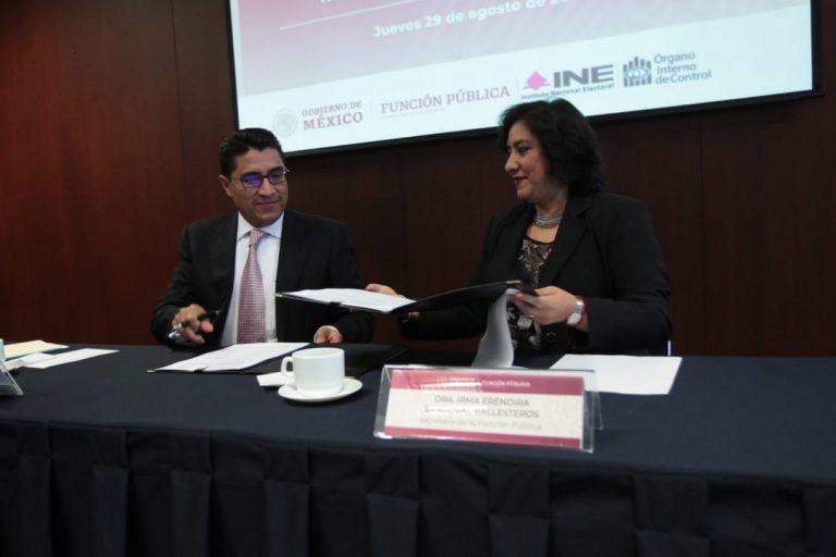 Firma de Convenio de Colaboración entre el INE y la Secretaría de la Función Pública.