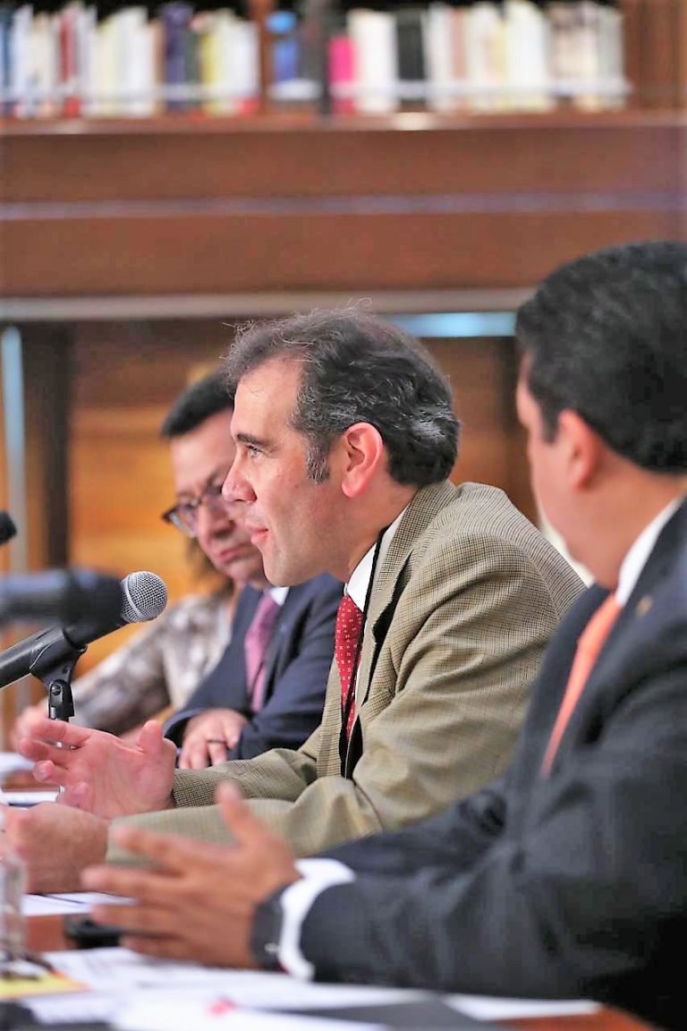 Seminario “Construcción de Ciudadanía, Interculturalidad y los desafíos democráticos”