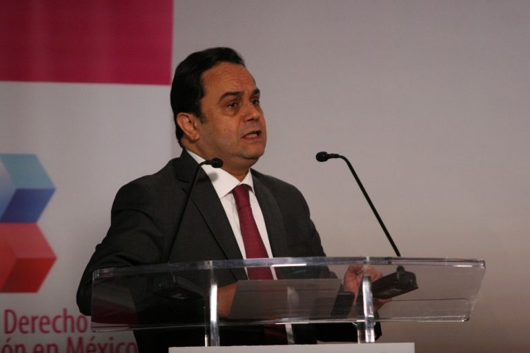 Francisco Javier Acuña Llamas, Comisionado Presidente del INAI.