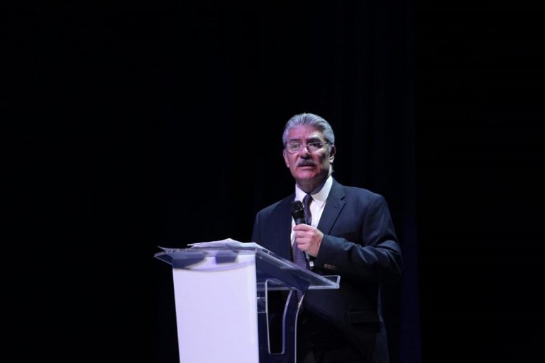 Arturo Sánchez   Profesor del Tecnológico de Monterrey