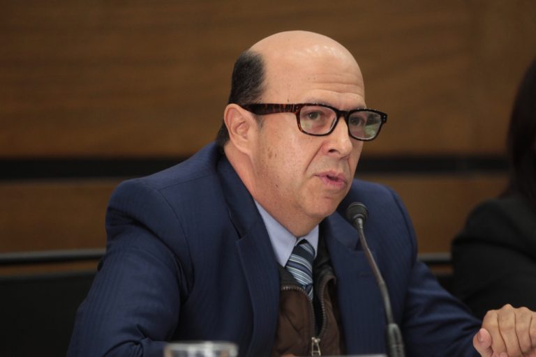 Enrique Andrade González Consejero Electoral e integrante de la  Comisión de Capacitación Electoral y Educación Cívica.