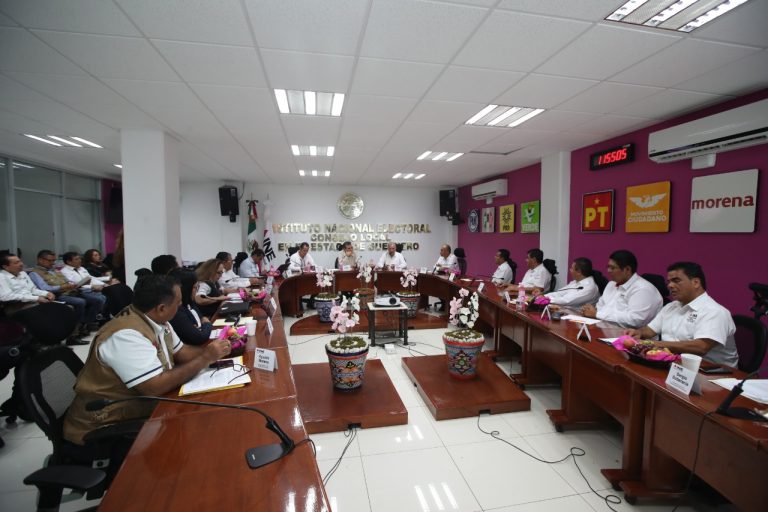 Reunión De trabajo con vocales de la Junta Local, Vocales Ejecutivos y del Registro Federal de Electores de las juntas distritales ejecutivas del estado de Guerrero.