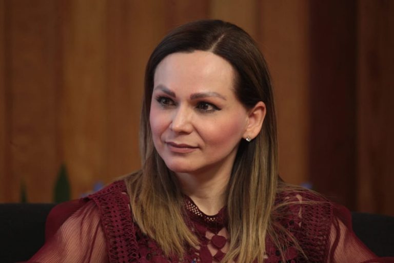 Caludia Valle Aguilasocho, Moderadora