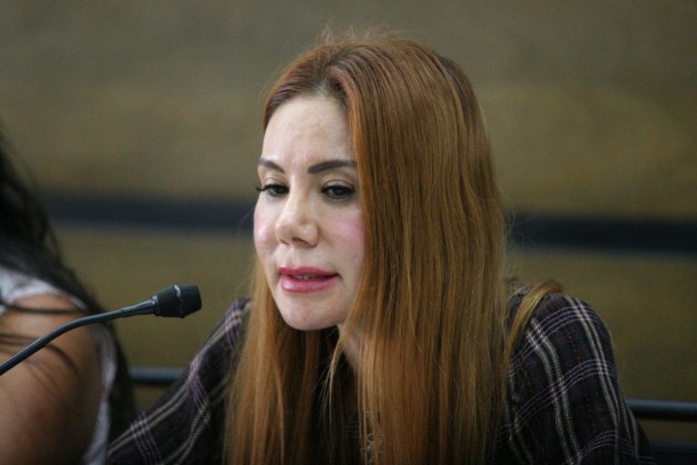 Ana Elisa Banderas Miranda, Autora de capítulo.
