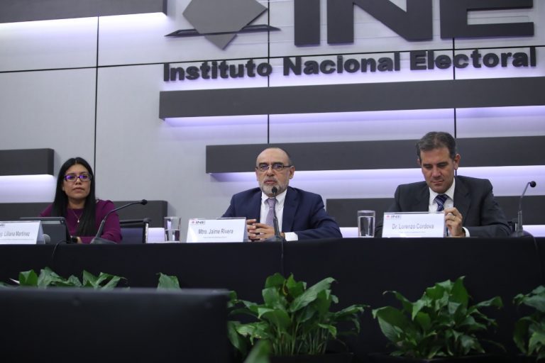 Jaime Rivera Velázquez, Consejero Electoral y Lorenzo Córdova Vianello, Consejero Presidente del INE.