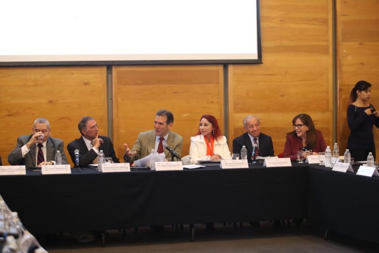 Inauguración del Seminario con partidos políticos “Fortalecimiento de la Democracia Constitucional”.
