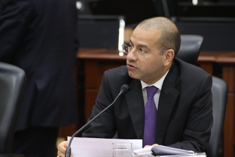 Roberto Ruíz Saldaña, Consejero Electoral.