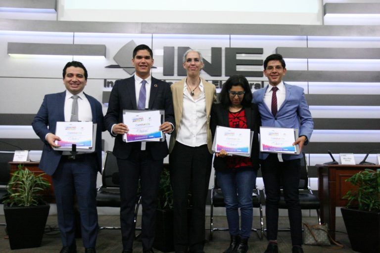 Panel 2 Estrategias para el desarrollo e inclusión de los liderazgos juveniles.