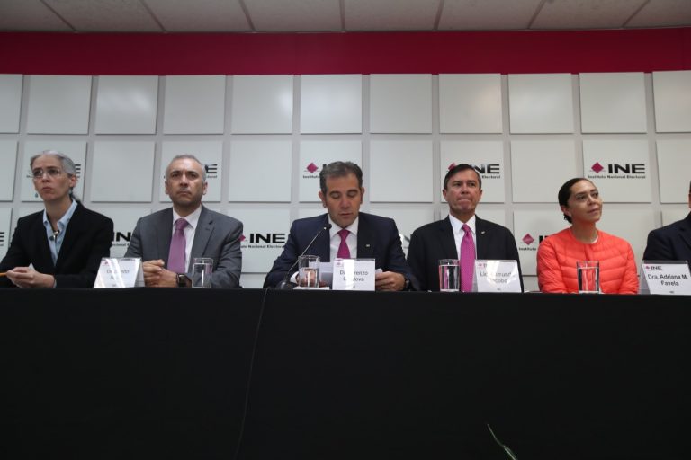 Conferencia de prensa de las Consejeras y Consejeros del INE.