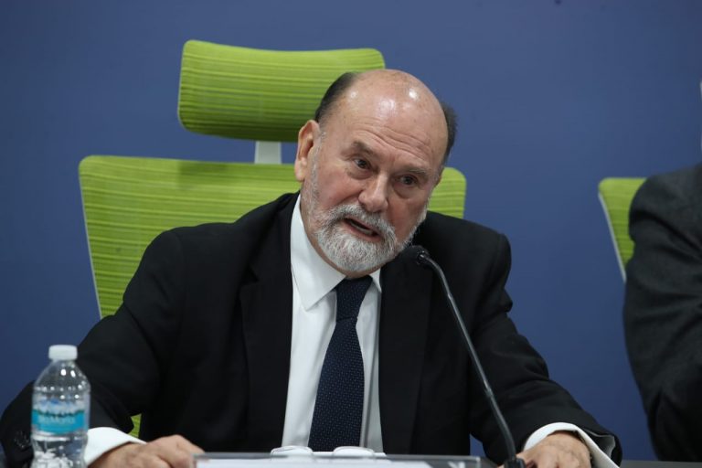 Francisco Paoli Bolio, Investigador