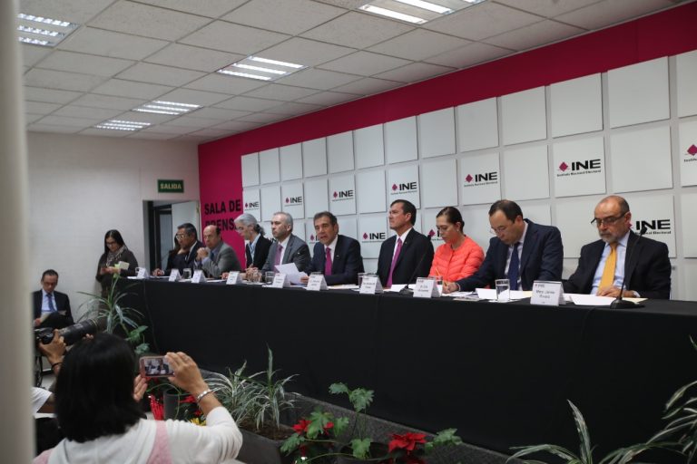 Conferencia de prensa de las Consejeras y Consejeros del INE.