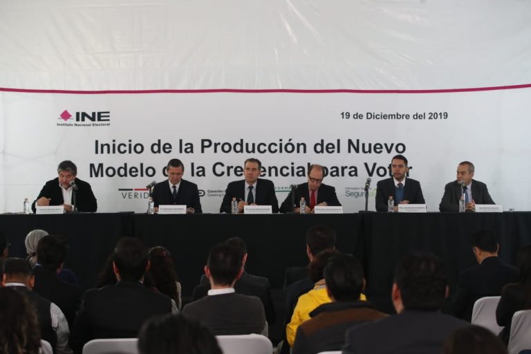 “Inicio de la Producción del Nuevo Modelo de la Credencial para Votar”.