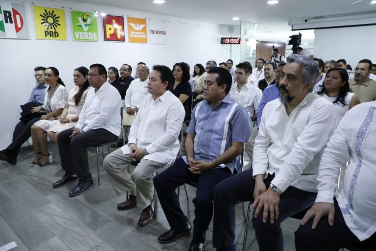Reunión con la estructura del Servicio Profesional Electoral Nacional del Instituto.