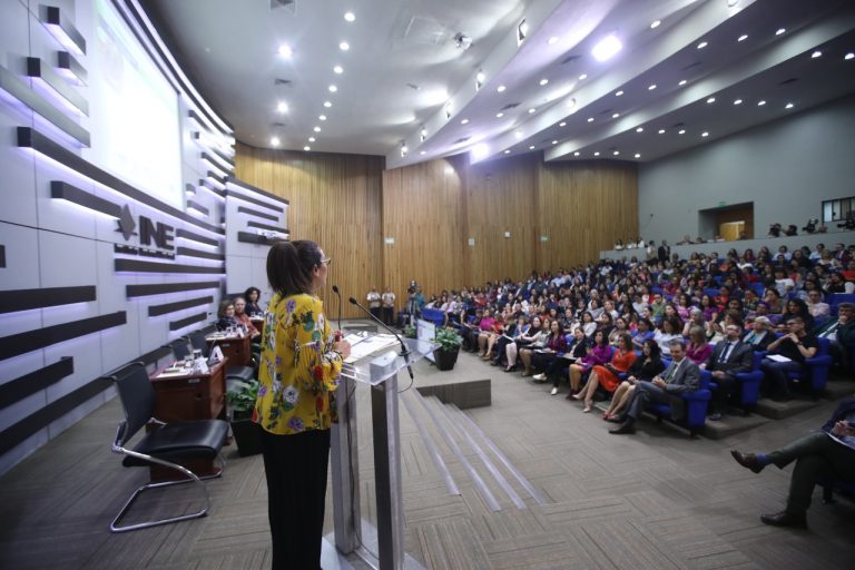 Conversatorio con la Dra. Marcela Lagarde y de los Ríos "La violencia feminicida y el feminicidio".