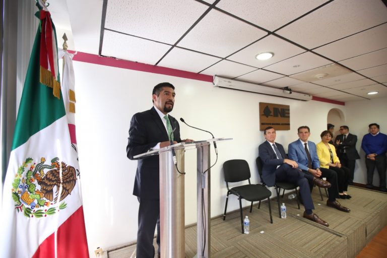 Toma de protesta del Mtro. Sergio Bernal Rojas como Director Ejecutivo de Organización Electoral