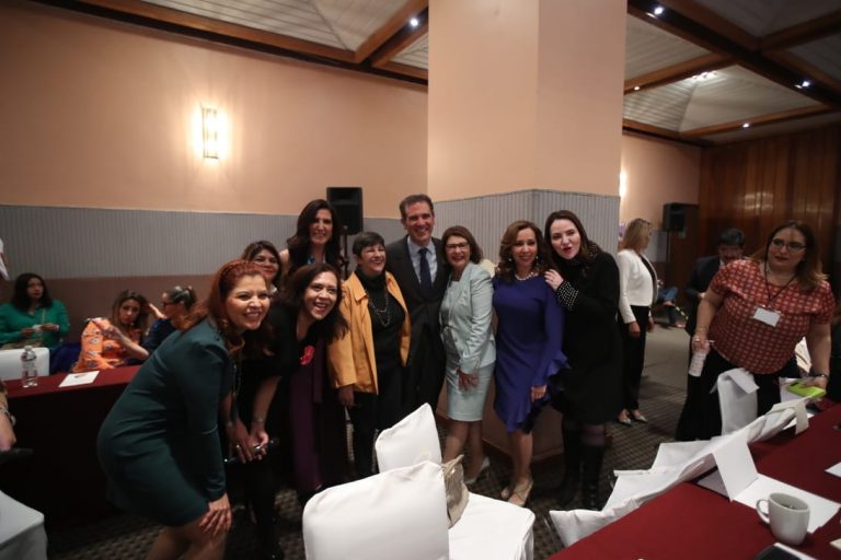 Foto Grupal Colectivo de Mujeres 50 + 1