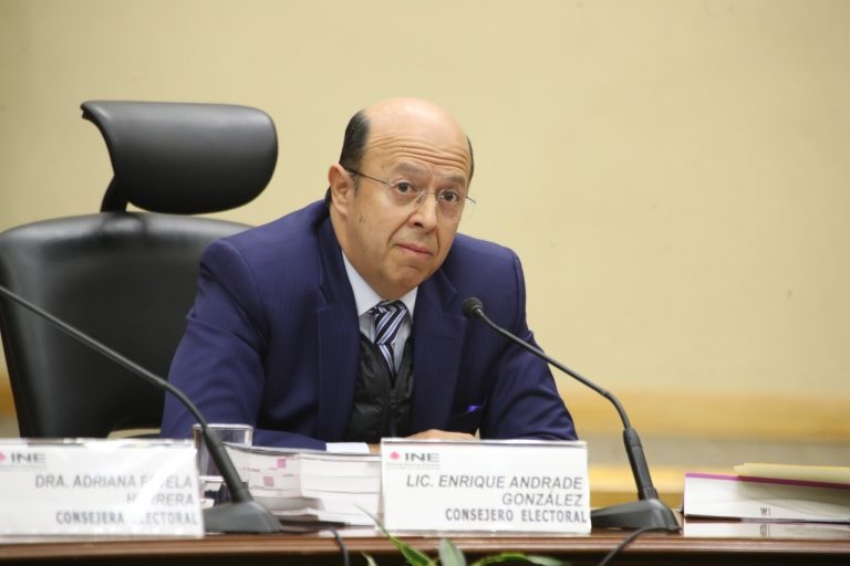 Consejero Electoral Enrique Andrade