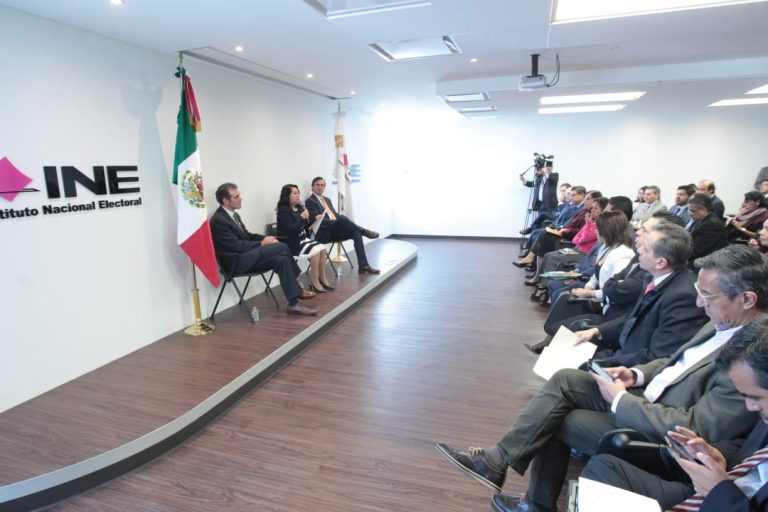 Toma protesta Ma. del Refugio García López como nueva titular del Servicio Profesional Electoral Nacional