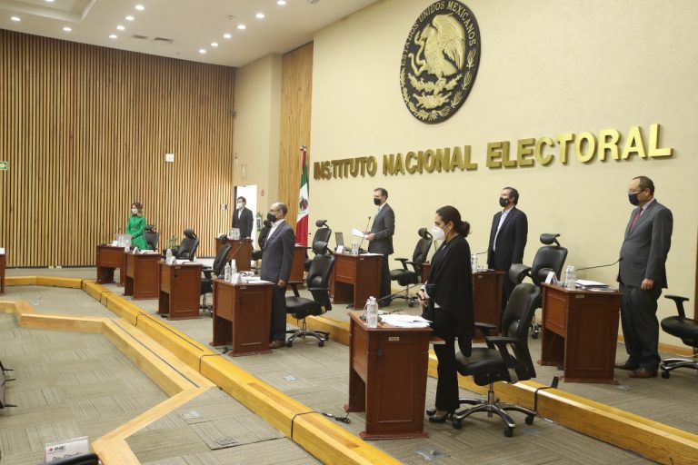 Toma de protesta del C. Dagoberto Santos Trigo, como Presidente del Consejo Local de Guerrero del INE