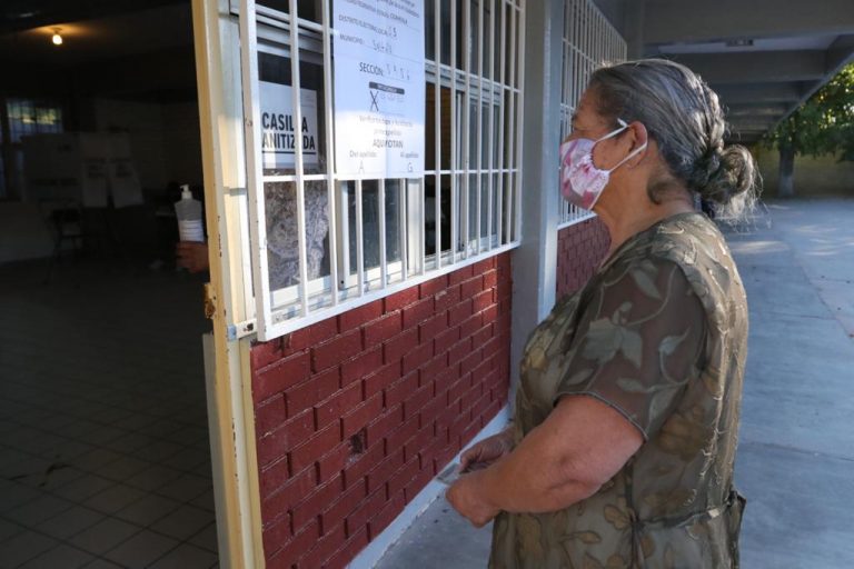 Con todas las medidas sanitarias se llevan a cabo las votaciones en los estado de Hidalgo y Coahuila.
