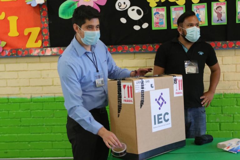 Cierre de Urna Electrónica en el Estado de Coahuila.