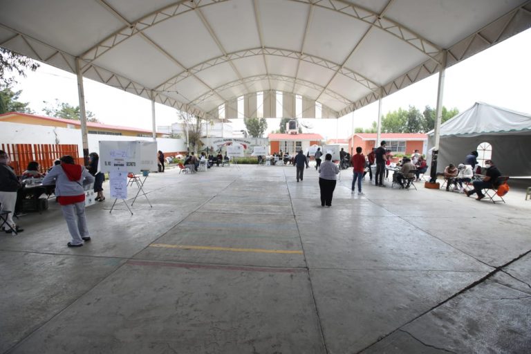 Con todas las medidas sanitarias se llevan a cabo las votaciones en los estado de Hidalgo y Coahuila.