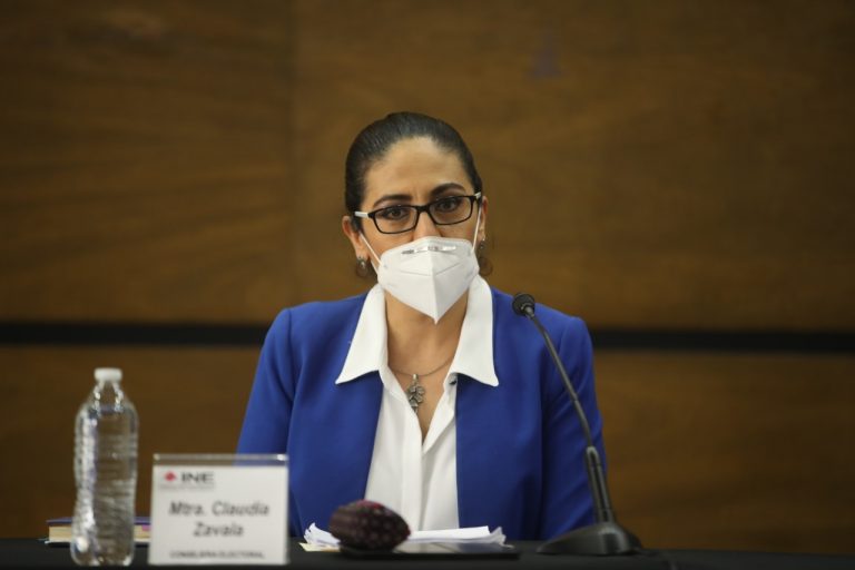 Claudia Zavala Pérez, Consejera Electoral  y Presidenta de Comisión de Prerrogativas y Partidos Políticos.