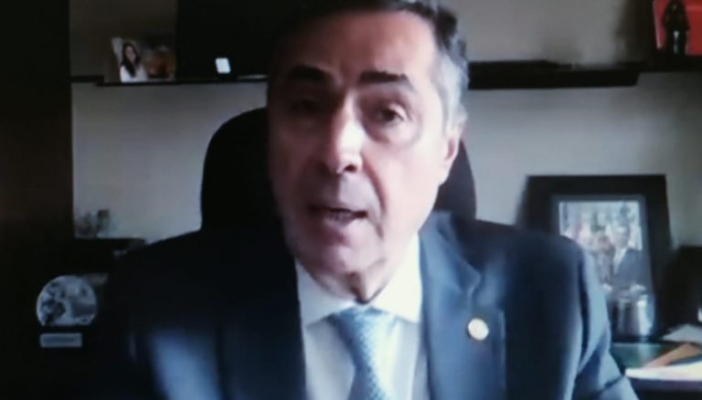 Luis Roberto Barroso, Presidente del Tribunal Superior Electoral de Brasil.