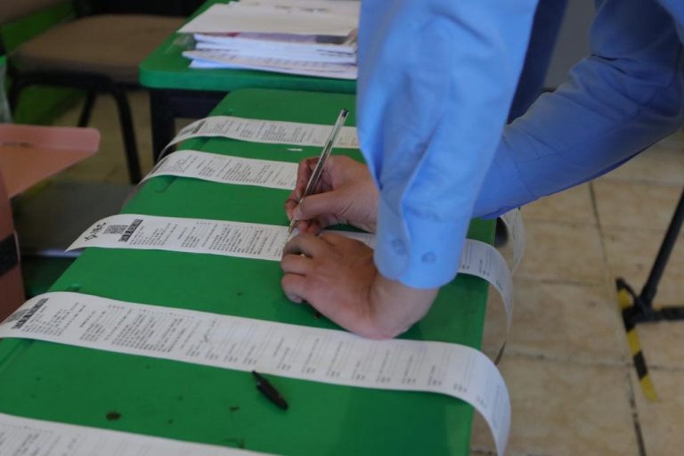 Conteo de votos Urna Electrónica en el Estado de Coahuila.