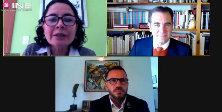 Firma de Convenio Marco INE-UNESCO, transmitida por la plataforma virtual del INE.