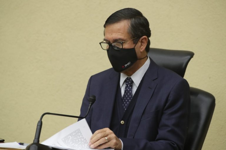 Edmundo Jacobo Molina, Secretario Ejecutivo.