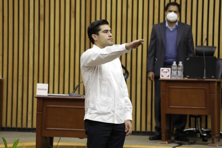 Toma de Protesta de Luis Eurípides Alejandro Flores Pacheco como representante suplente de MORENA.