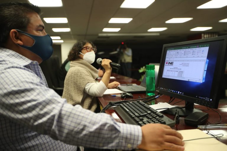 Generación de muestra para verificar la autenticidad de apoyo de Consulta Popular