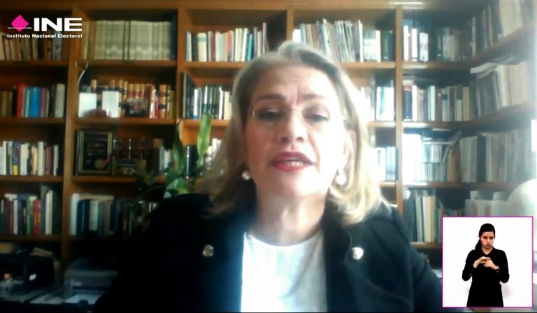 María Macarita Elizondo.