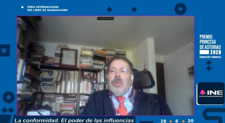 José Fernández Santillán.