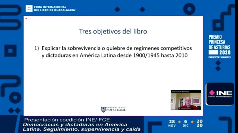 Scott Mainwaring, Autor.