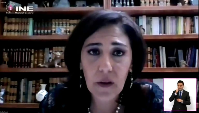 Claudia Zavala Pérez, Consejera Electoral y Presidenta de la Comisión de Prerrogativas y Partidos Políticos, y del Comité de Radio y Televisión del INE.
